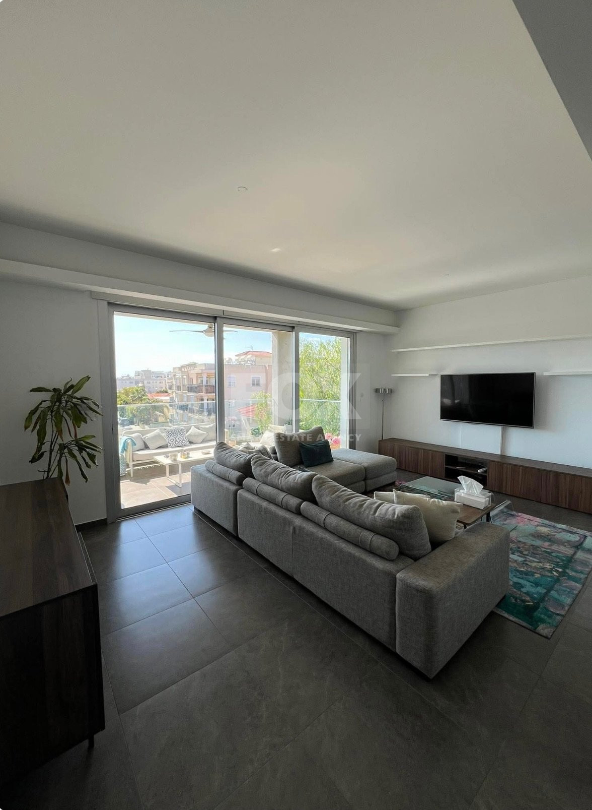 For Rent New Luxury furnished 2 bedroom apartment with roof garden in Kapsalos