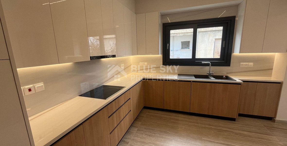 For rent Luxurious Ultra-Modern Unfurnished Apartment with 3 Bedrooms in Neapolis