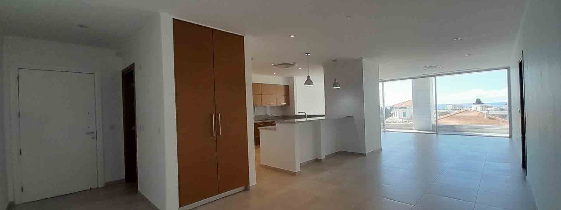 Mieszkanie 3 pokoi 179 m² Pafos, Cypr