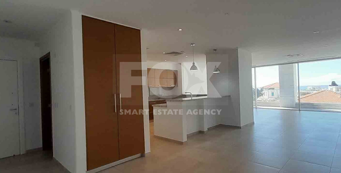 Three bedroom apartment in the heart of Paphos -