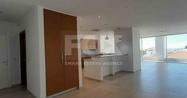 Three bedroom apartment in the heart of Paphos -