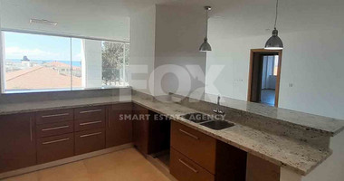 Three bedroom apartment in the heart of Paphos -