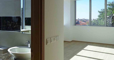 Three bedroom apartment in the heart of Paphos -