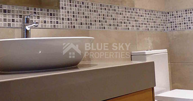 Three bedroom apartment in the heart of Paphos -