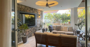 SALE: LUXURY HOUSE 3 BEDROOMS & 3 BATHROOMS WITH GARDEN IN PAPAS AREA OF LIMASSOL