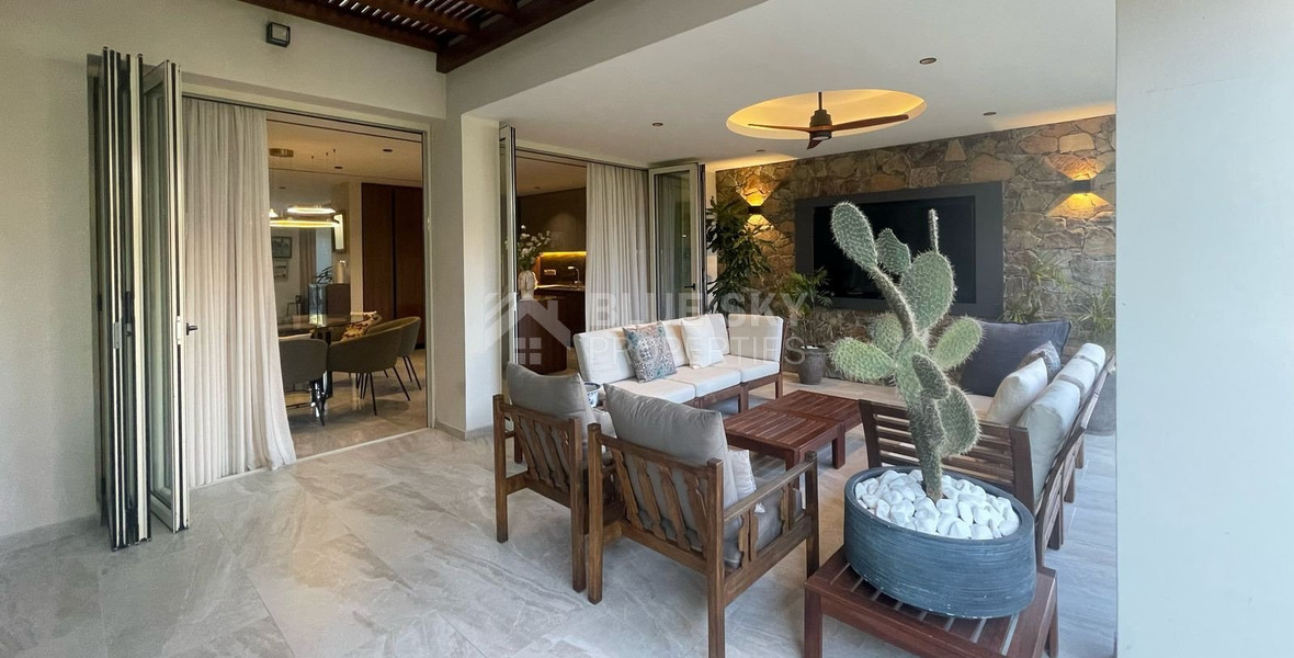 SALE: LUXURY HOUSE 3 BEDROOMS & 3 BATHROOMS WITH GARDEN IN PAPAS AREA OF LIMASSOL