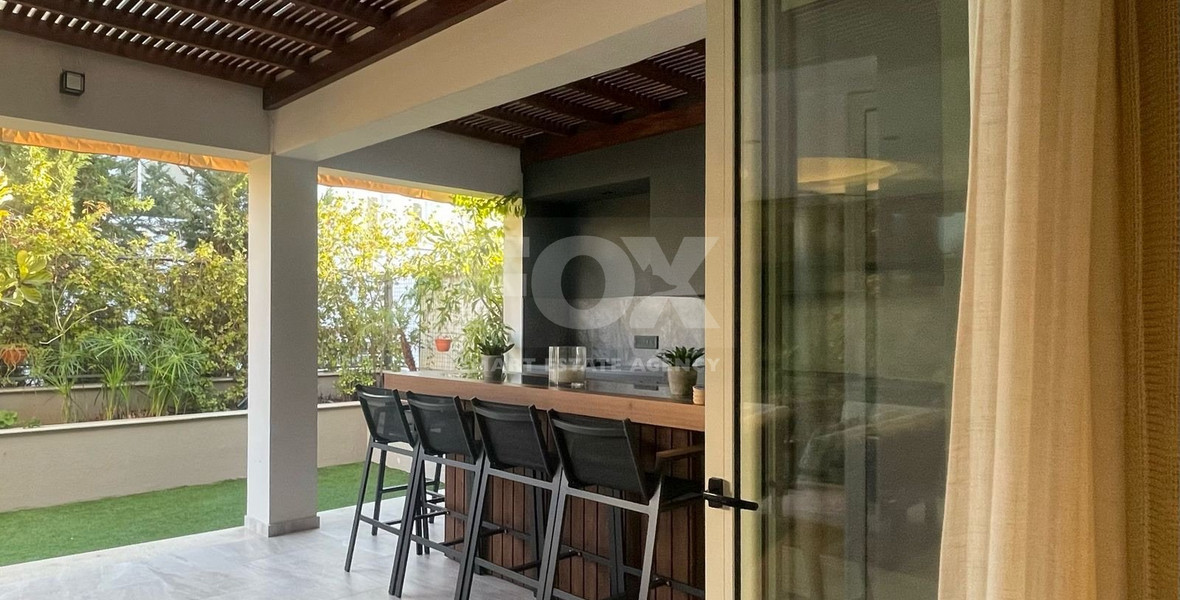 SALE: LUXURY HOUSE 3 BEDROOMS & 3 BATHROOMS WITH GARDEN IN PAPAS AREA OF LIMASSOL
