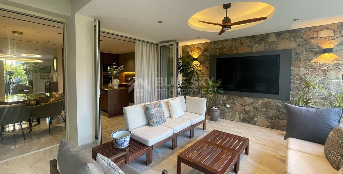 SALE: LUXURY HOUSE 3 BEDROOMS & 3 BATHROOMS WITH GARDEN IN PAPAS AREA OF LIMASSOL