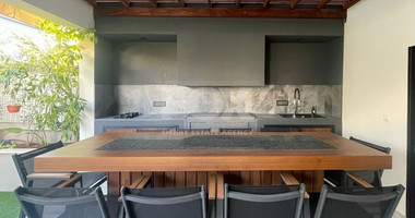 SALE: LUXURY HOUSE 3 BEDROOMS & 3 BATHROOMS WITH GARDEN IN PAPAS AREA OF LIMASSOL