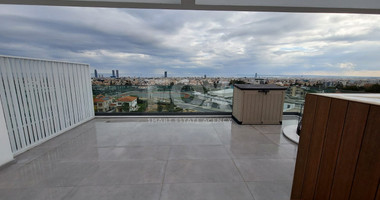 For rent Luxury Three-Bedroom Penthouse with Private Rooftop Pool, Communal Gym & Panoramic Sea Views – Panthea Hills