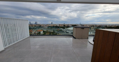 For rent Luxury Three-Bedroom Penthouse with Private Rooftop Pool, Communal Gym & Panoramic Sea Views – Panthea Hills