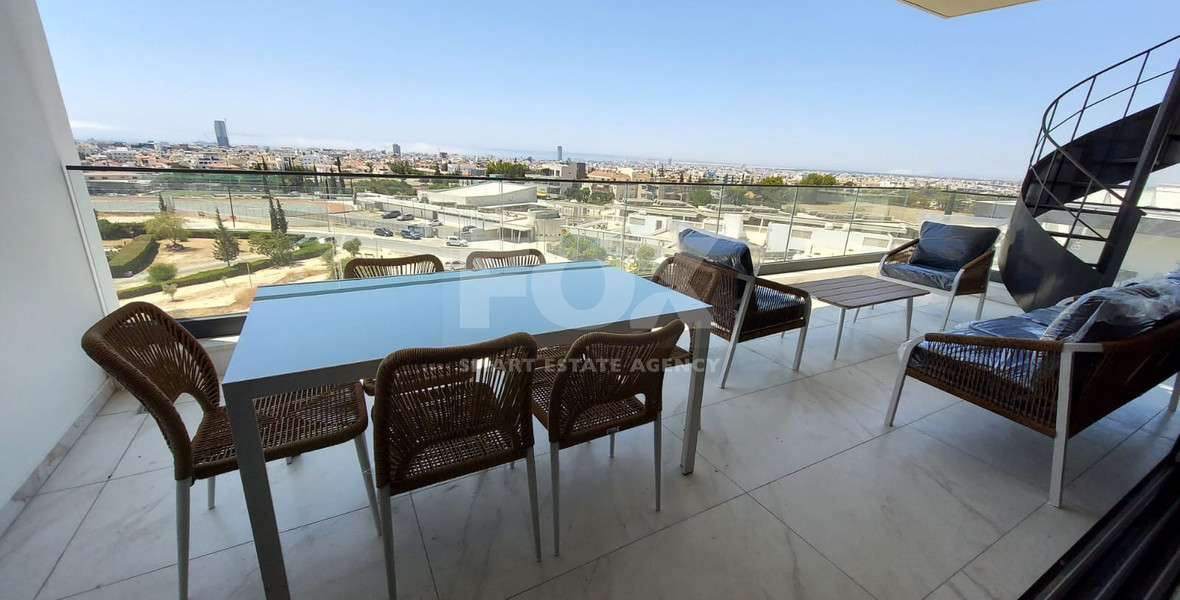 For rent Luxury Three-Bedroom Penthouse with Private Rooftop Pool, Communal Gym & Panoramic Sea Views – Panthea Hills