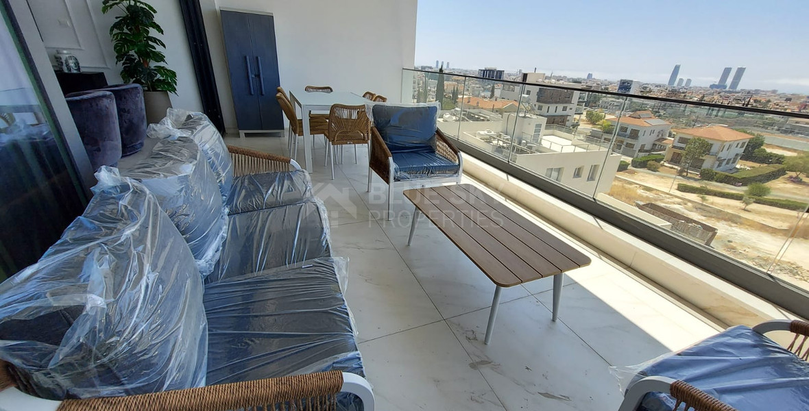For rent Luxury Three-Bedroom Penthouse with Private Rooftop Pool, Communal Gym & Panoramic Sea Views – Panthea Hills