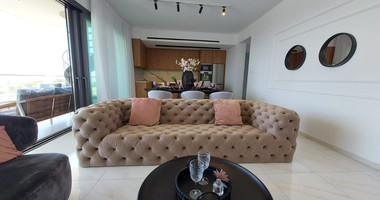 For rent Luxury Three-Bedroom Penthouse with Private Rooftop Pool, Communal Gym & Panoramic Sea Views – Panthea Hills
