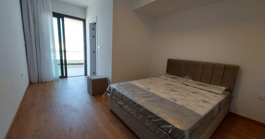 For rent Luxury Three-Bedroom Penthouse with Private Rooftop Pool, Communal Gym & Panoramic Sea Views – Panthea Hills
