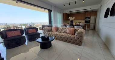 For rent Luxury Three-Bedroom Penthouse with Private Rooftop Pool, Communal Gym & Panoramic Sea Views – Panthea Hills