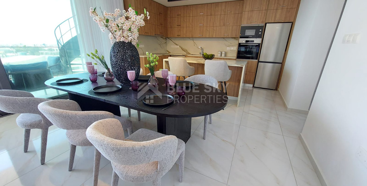 For rent Luxury Three-Bedroom Penthouse with Private Rooftop Pool, Communal Gym & Panoramic Sea Views – Panthea Hills