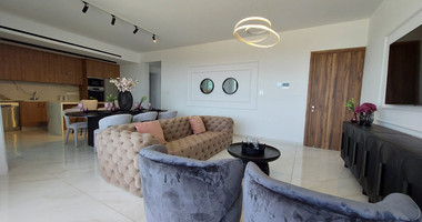 For rent Luxury Three-Bedroom Penthouse with Private Rooftop Pool, Communal Gym & Panoramic Sea Views – Panthea Hills