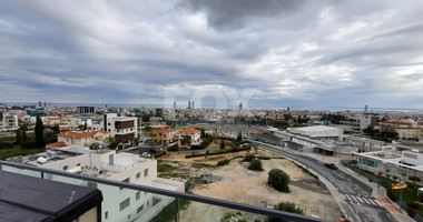 For rent Luxury Three-Bedroom Penthouse with Private Rooftop Pool, Communal Gym & Panoramic Sea Views – Panthea Hills