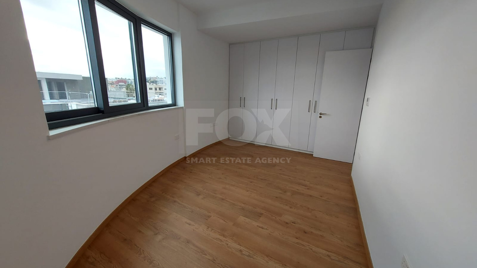 For rent Luxury Three-Bedroom Penthouse with Private Rooftop Pool, Communal Gym & Panoramic Sea Views – Panthea Hills