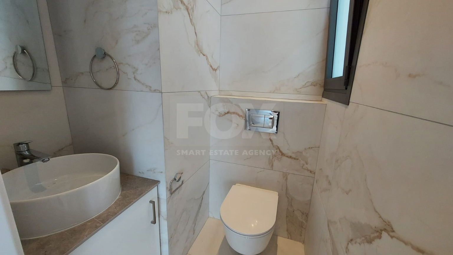 For rent Luxury Three-Bedroom Penthouse with Private Rooftop Pool, Communal Gym & Panoramic Sea Views – Panthea Hills