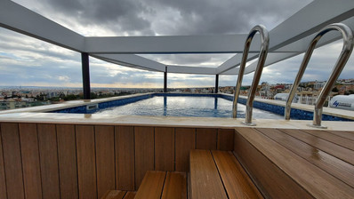 For rent Luxury Three-Bedroom Penthouse with Private Rooftop Pool, Communal Gym & Panoramic Sea Views – Panthea Hills