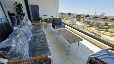 For rent Luxury Three-Bedroom Penthouse with Private Rooftop Pool, Communal Gym & Panoramic Sea Views – Panthea Hills