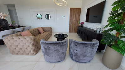 For rent Luxury Three-Bedroom Penthouse with Private Rooftop Pool, Communal Gym & Panoramic Sea Views – Panthea Hills
