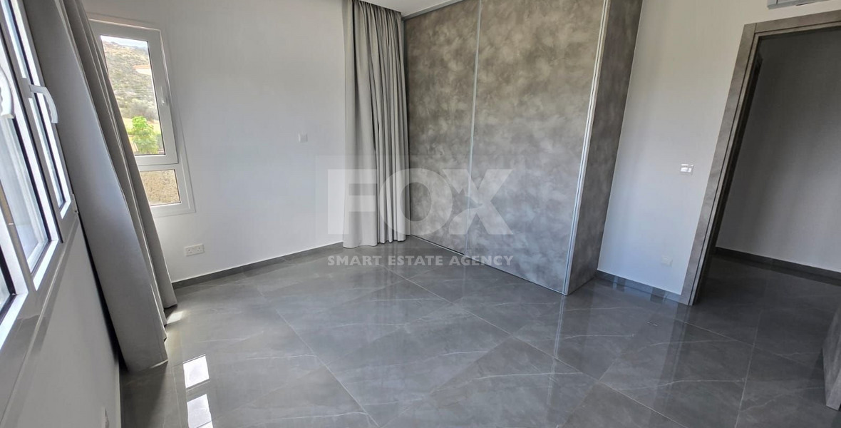 Brand-New Five-Bedroom Luxury Villas for Rent in Agios Tychon