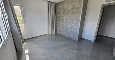 Brand-New Five-Bedroom Luxury Villas for Rent in Agios Tychon