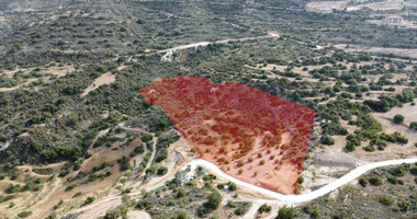 Agricultural Land for sale in Mathikoloni: with Registered Road