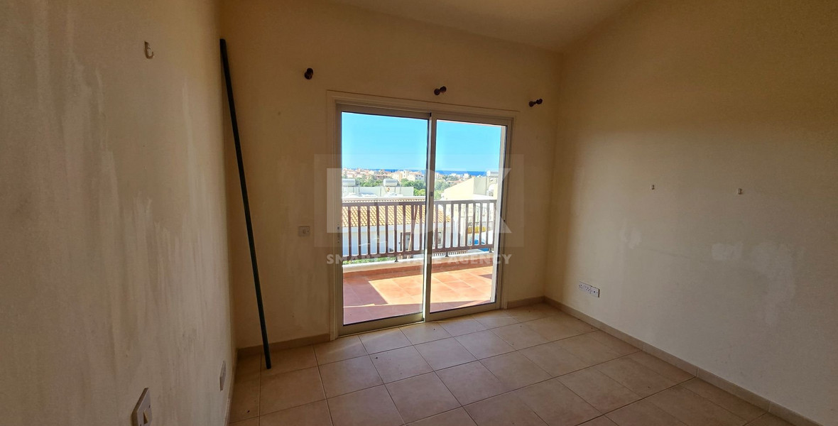 For sale : Two Bedroom Unfurnished Ground Floor House in Chlorakas