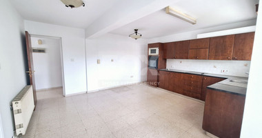 Four Bedrooms Apartment for Rent in Pafos City Center