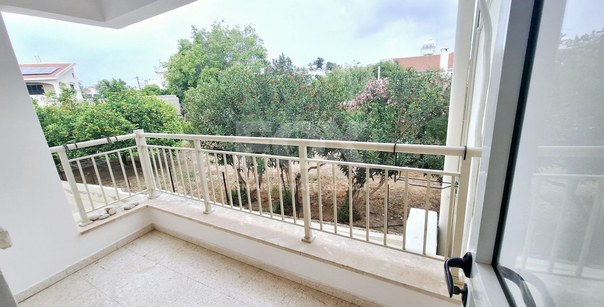 Four Bedrooms Apartment for Rent in Pafos City Center