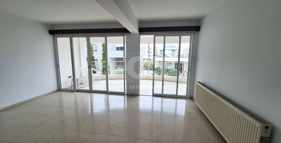 Four Bedrooms Apartment for Rent in Pafos City Center