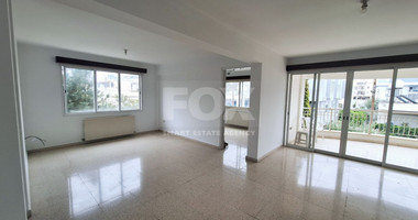 Four Bedrooms Apartment for Rent in Pafos City Center
