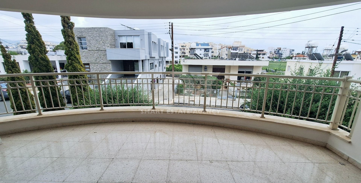 Four Bedrooms Apartment for Rent in Pafos City Center