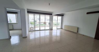 Four Bedrooms Apartment for Rent in Pafos City Center