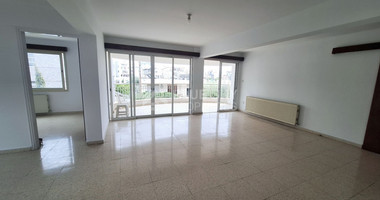 Four Bedrooms Apartment for Rent in Pafos City Center
