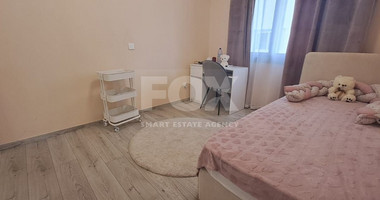 Three bedroom furnished apartment for rent, opposite the sea, Agios Tychonas
