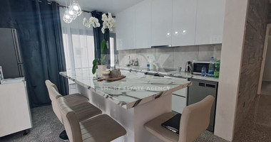 Three bedroom furnished apartment for rent, opposite the sea, Agios Tychonas