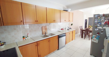 For sale : Three Bedroom Spacious Fully Furnished Apartment with Sea View in Tombs Of the Kings