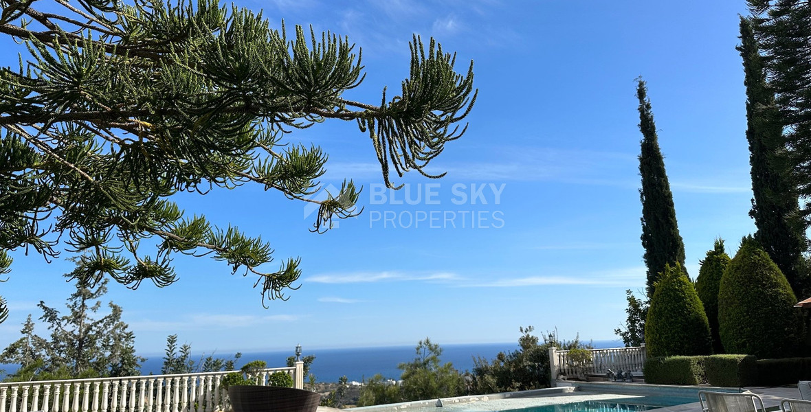 Sale: Charming Villa with Panoramic Sea Views in Agios Tychonas