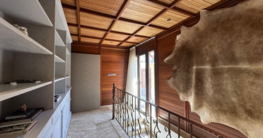 Sale: Charming Villa with Panoramic Sea Views in Agios Tychonas