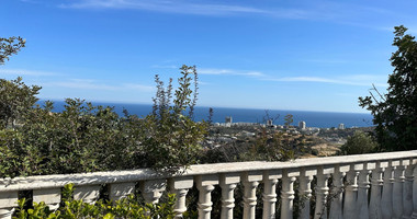 Sale: Charming Villa with Panoramic Sea Views in Agios Tychonas