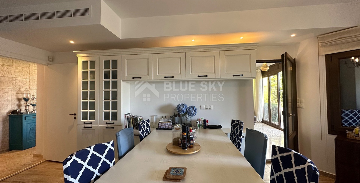 Sale: Charming Villa with Panoramic Sea Views in Agios Tychonas