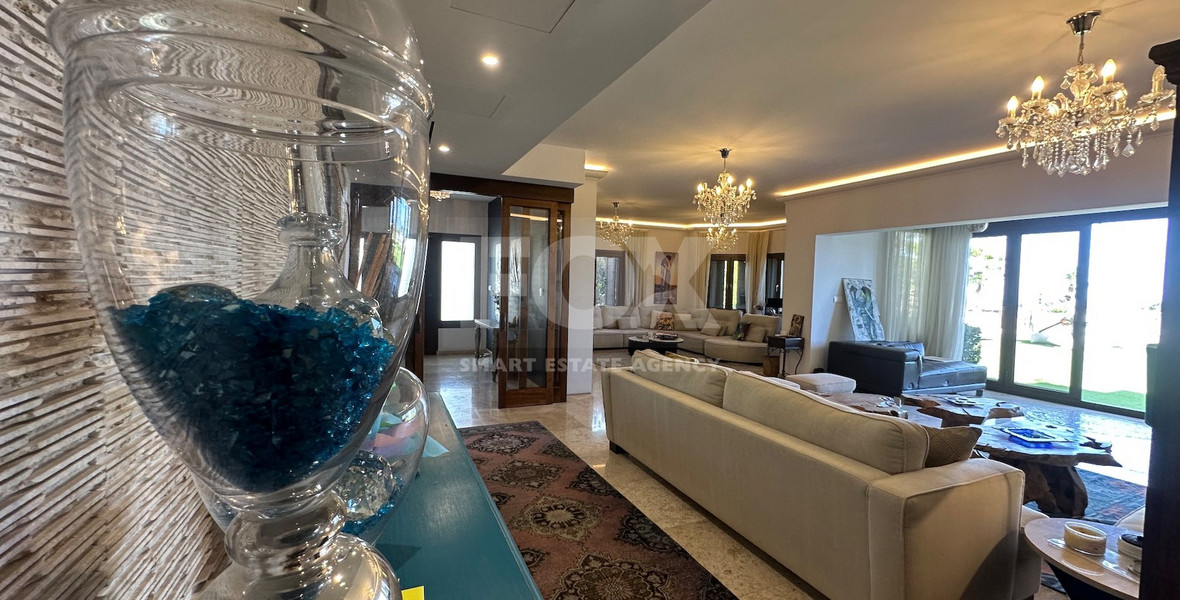 Sale: Charming Villa with Panoramic Sea Views in Agios Tychonas