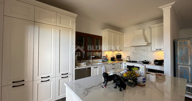 Sale: Charming Villa with Panoramic Sea Views in Agios Tychonas