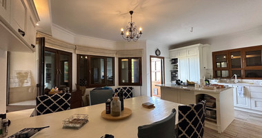 Sale: Charming Villa with Panoramic Sea Views in Agios Tychonas