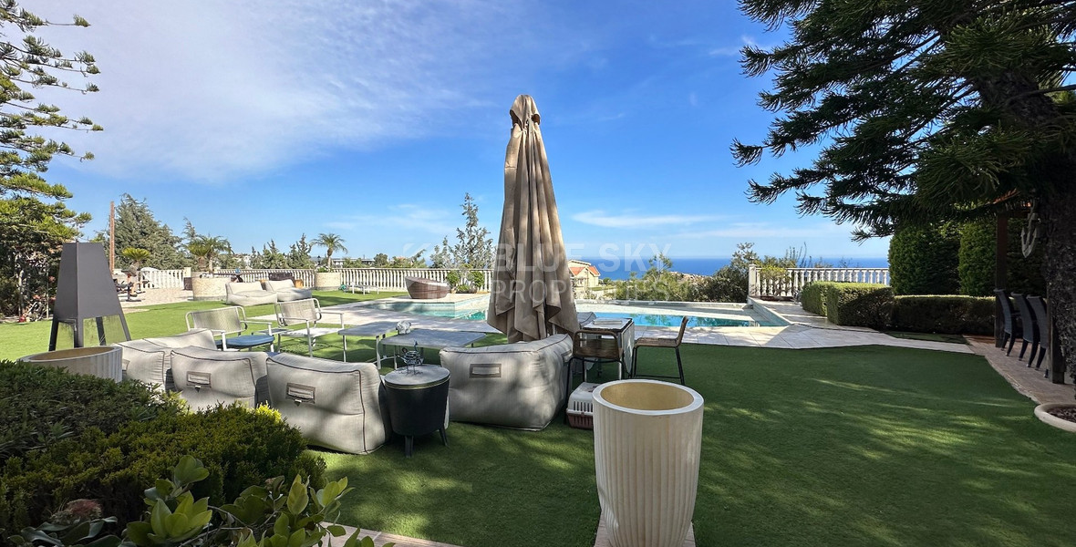 Sale: Charming Villa with Panoramic Sea Views in Agios Tychonas